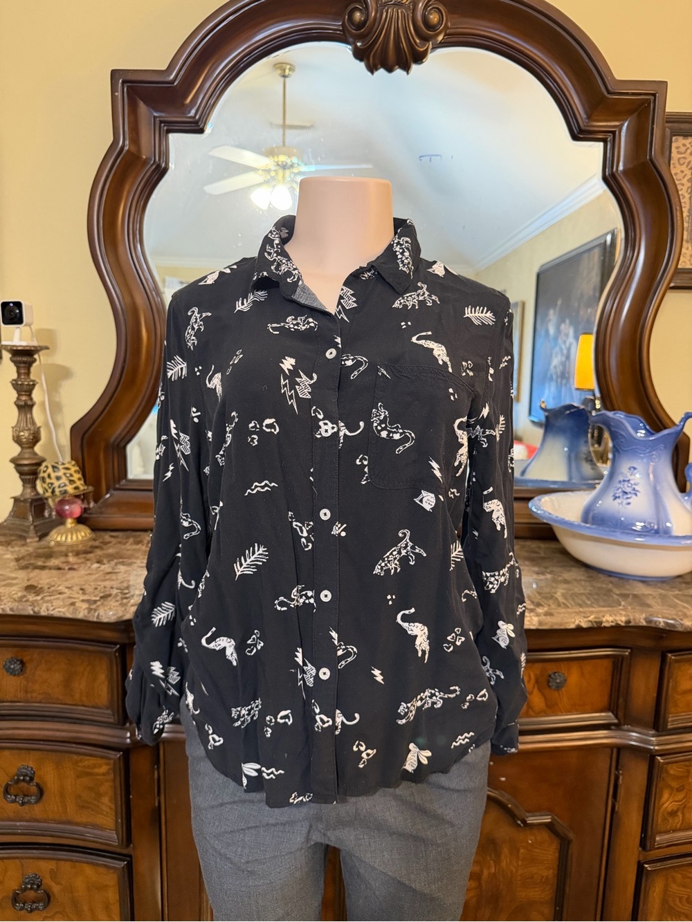 Max Jeans Black Button-Down Shirt with White Nature Prints